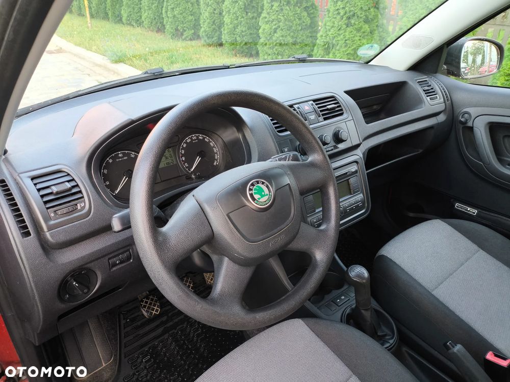 Skoda Fabia 1.2 HTP Classic - 11