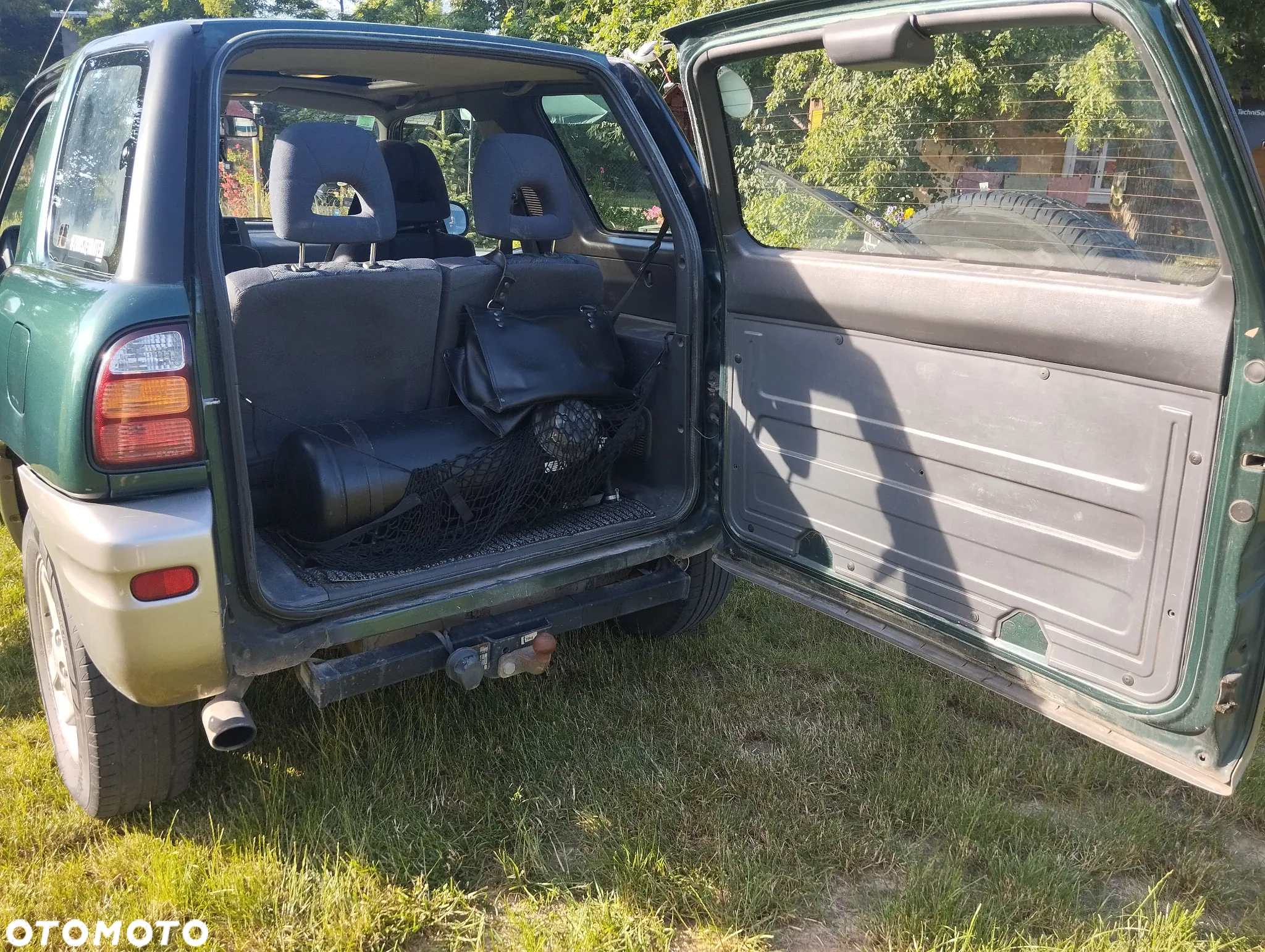 Toyota RAV4 2.0 - 5