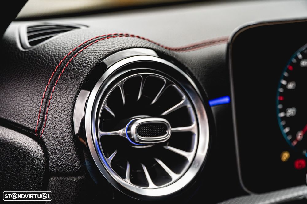 Mercedes-Benz CLA 200 - 10