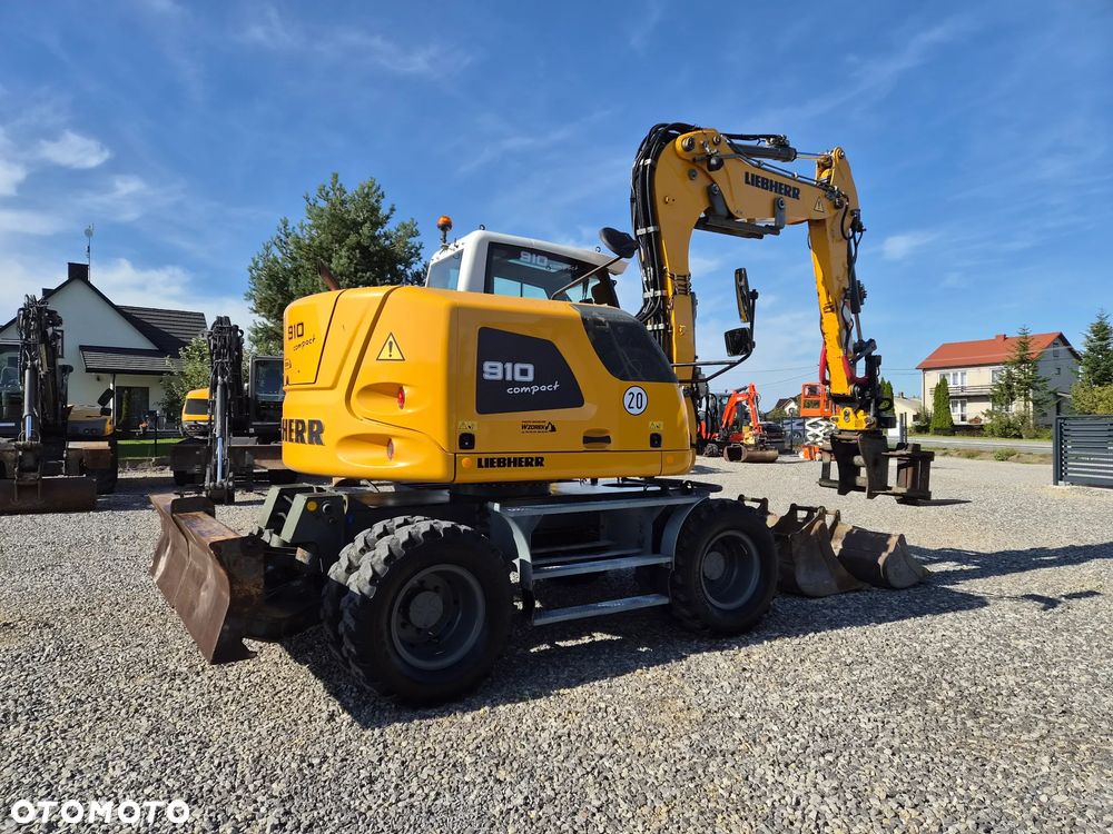 Liebherr A 910 Compact - 7