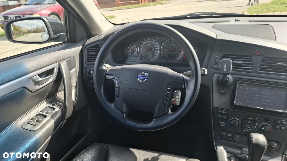 Volvo V70 2.4 - 37