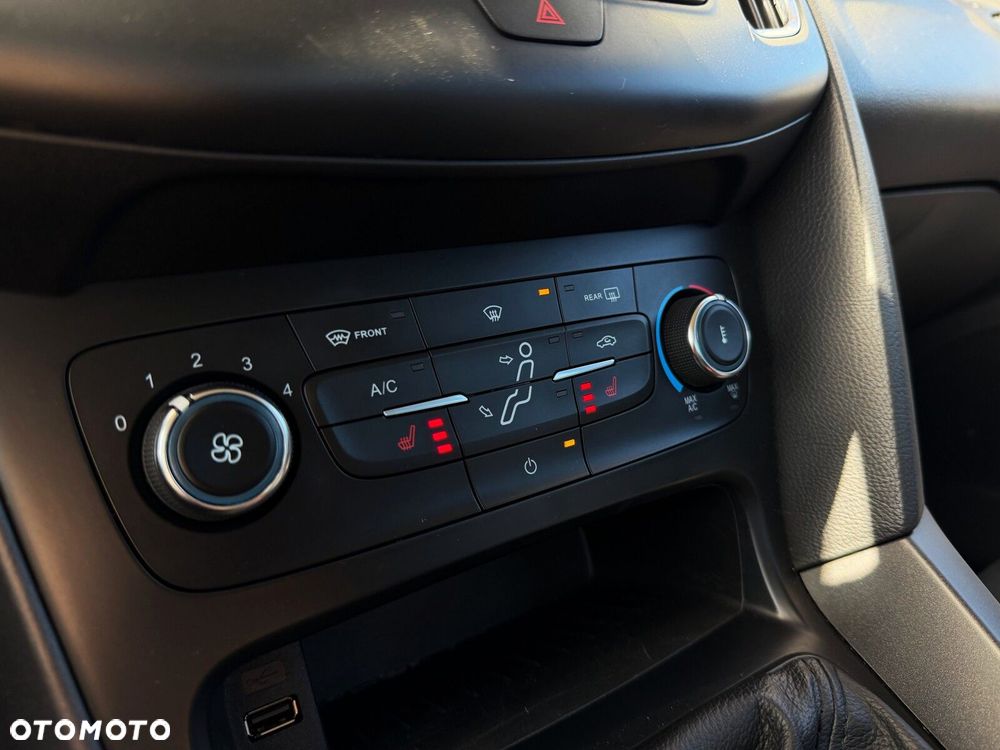 Ford Focus 1.5 EcoBoost SYNC Edition ASS - 20
