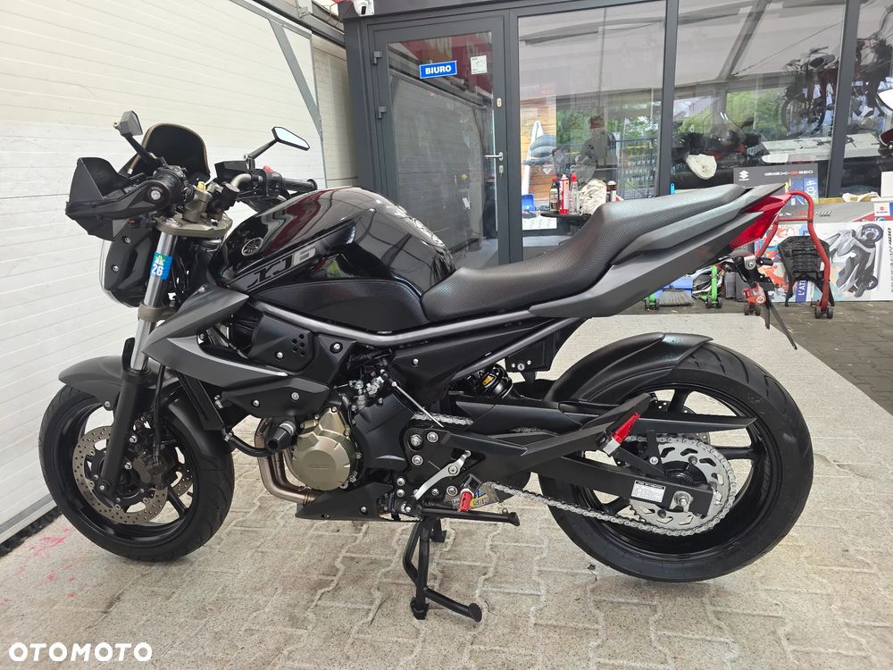 Yamaha XJ - 22