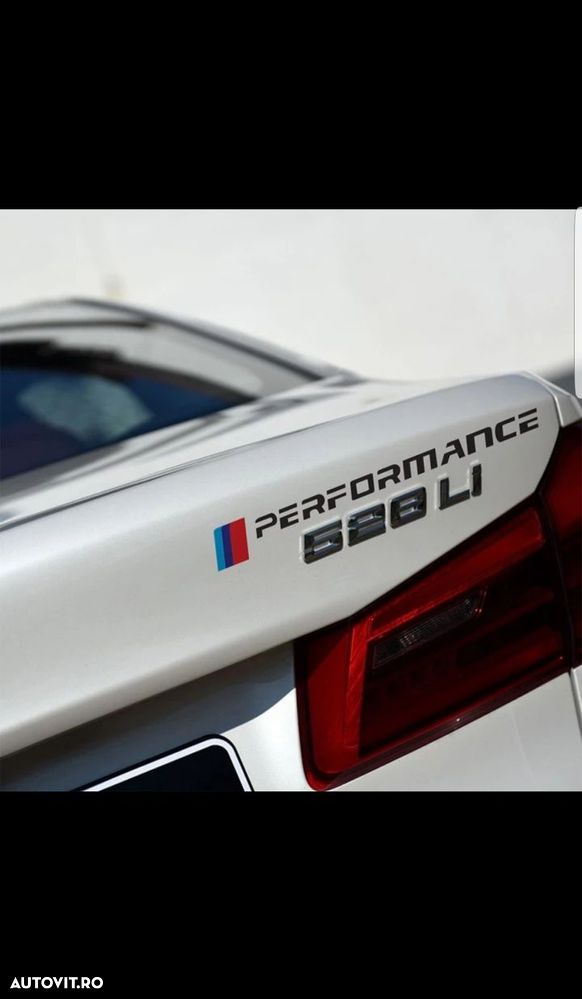 Set-2-Stickere-Bmw-M-Performance-Bara-Fata-Portbagaj-Bmw-320-520-530-D - 2