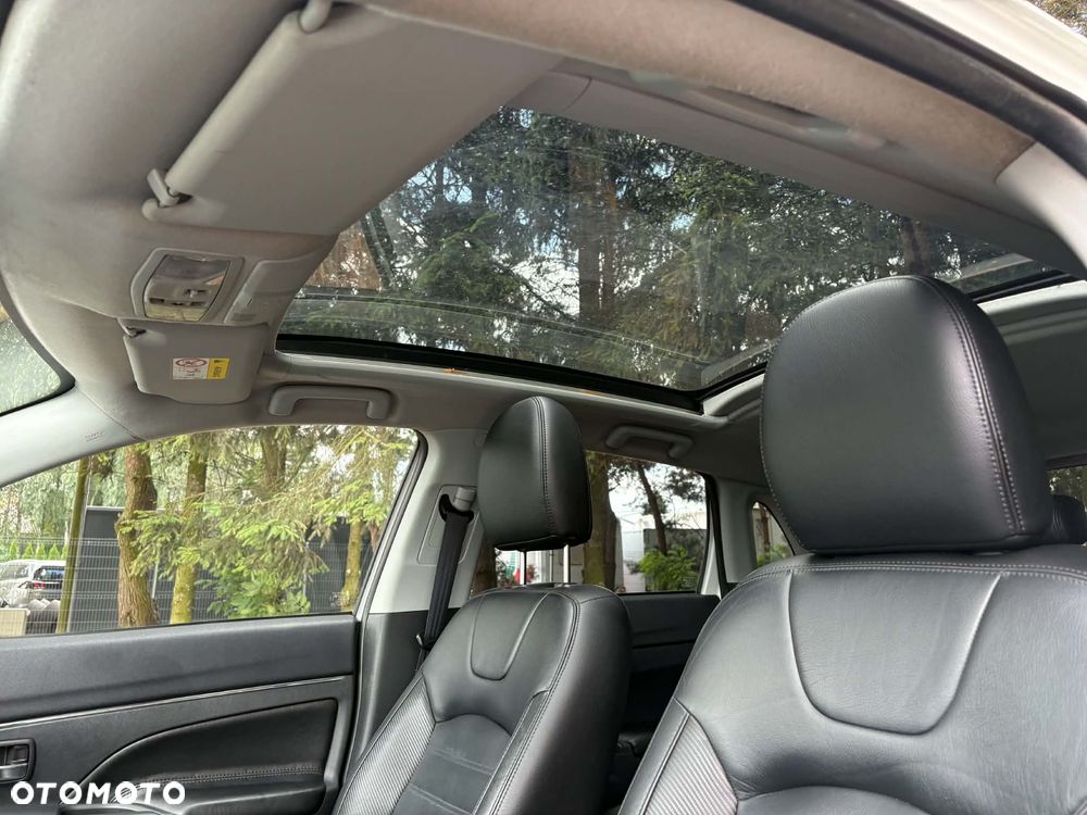 Mitsubishi ASX - 12