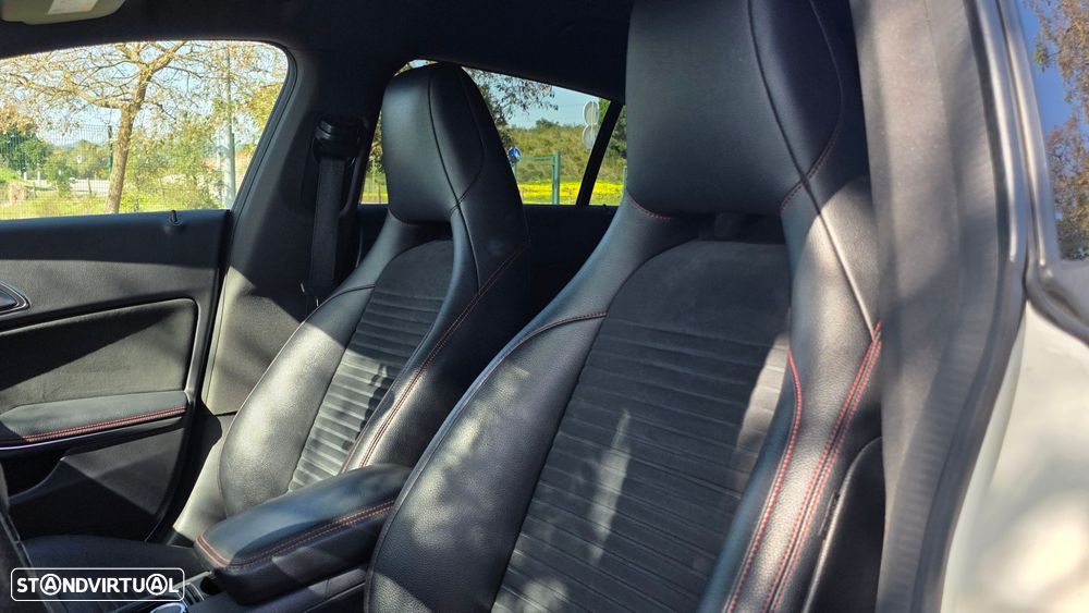 Mercedes-Benz CLA 220 (CDI) d 7G-DCT AMG Line - 14