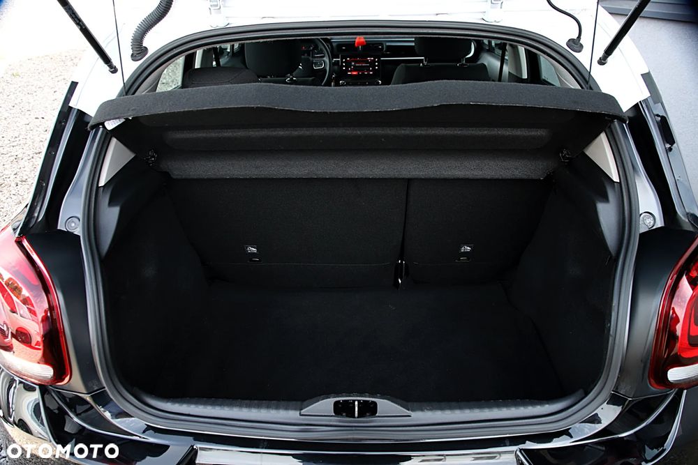 Citroën C3 1.2 PureTech Shine EAT6 - 24