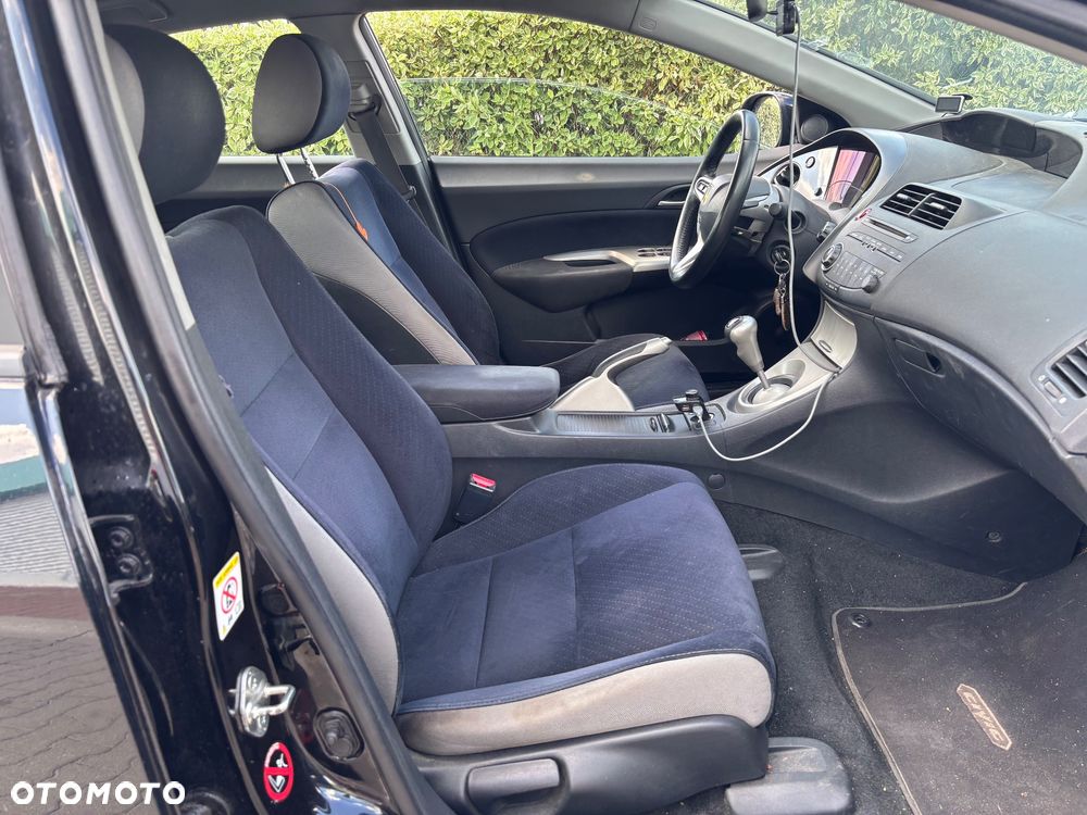 Honda Civic 1.8 Executive - 4