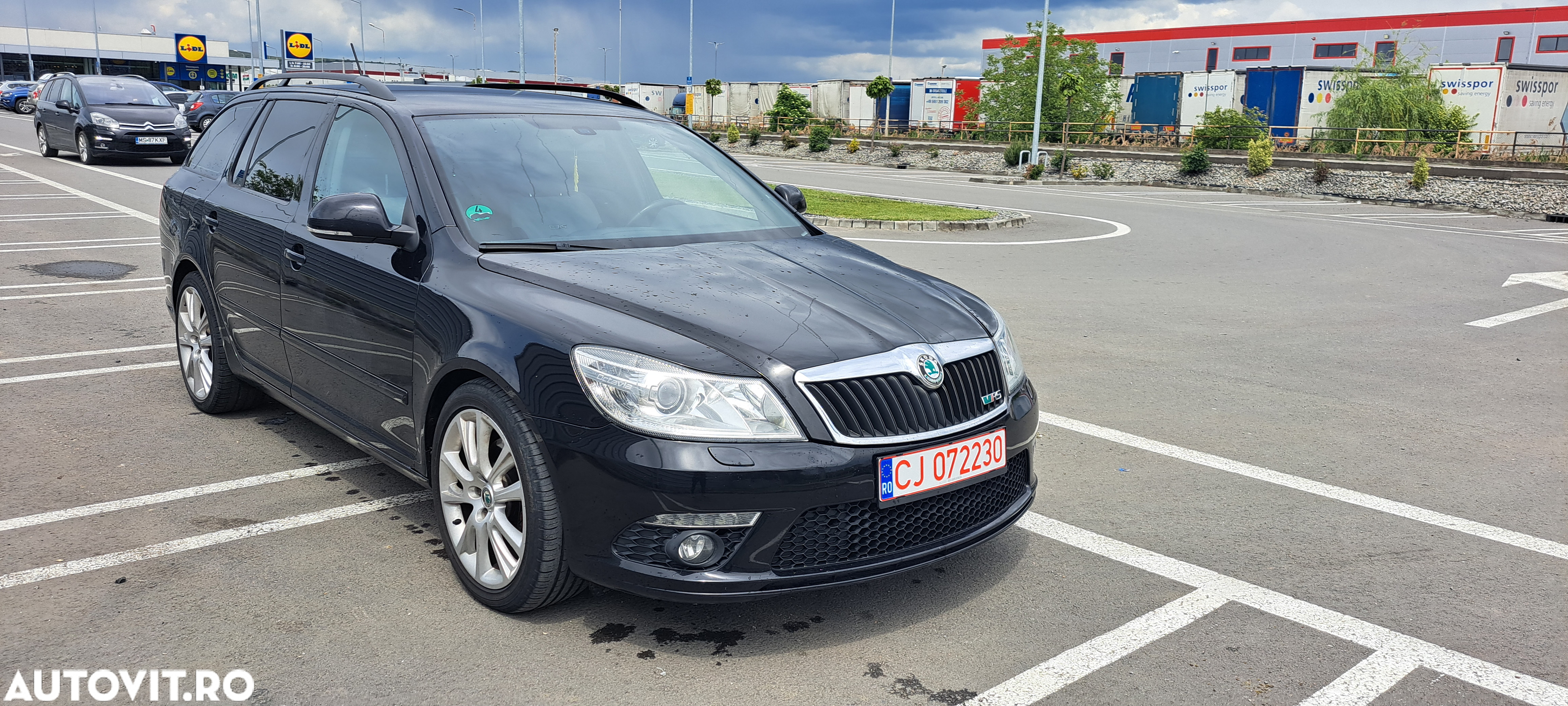 Skoda Octavia Combi 2.0 TDI RS - 14