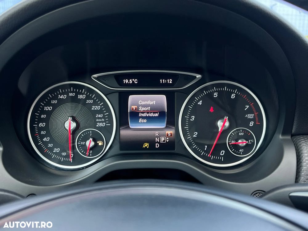 Mercedes-Benz A 200 7G-DCT - 25