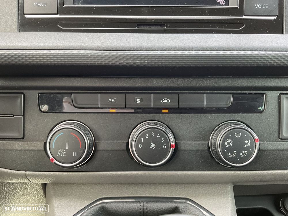 VW Transporter 2.0 TDI - 28