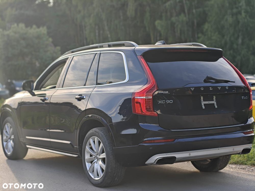 Volvo XC 90 T6 AWD Geartronic Momentum - 4