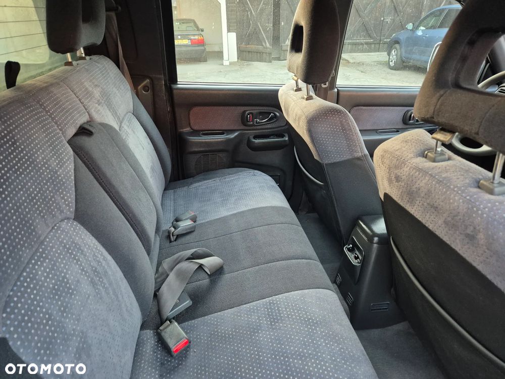 Mitsubishi L200 - 15