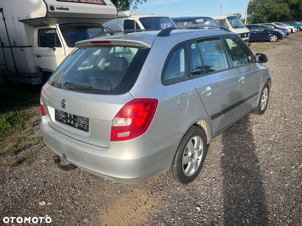 Volkswagen Touran - 5