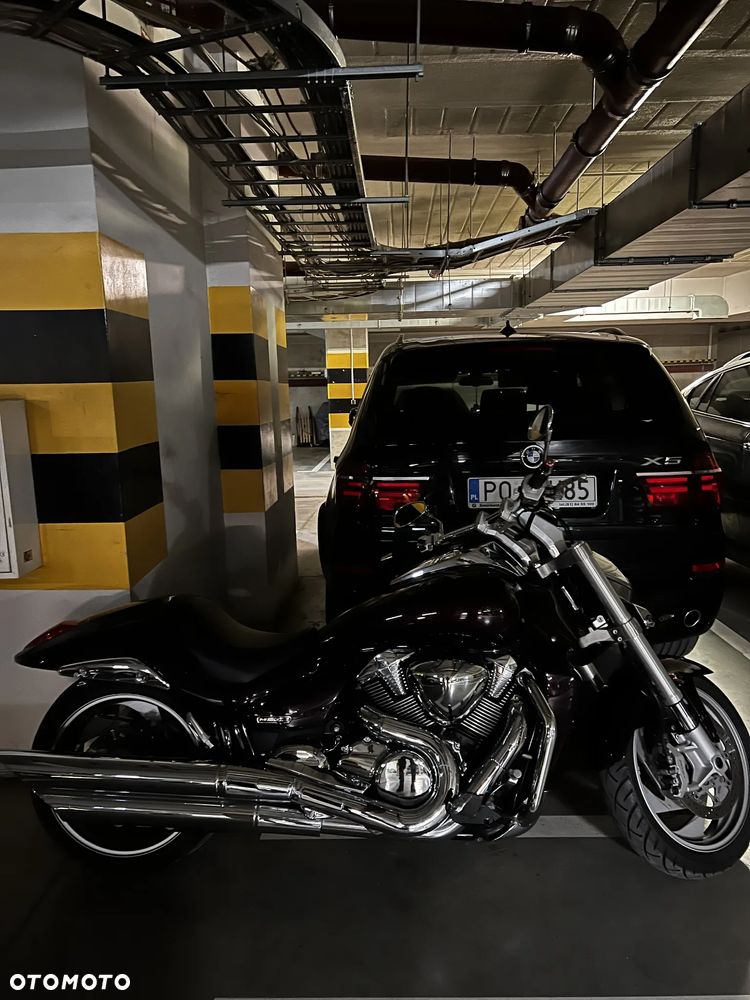 Suzuki Intruder - 23