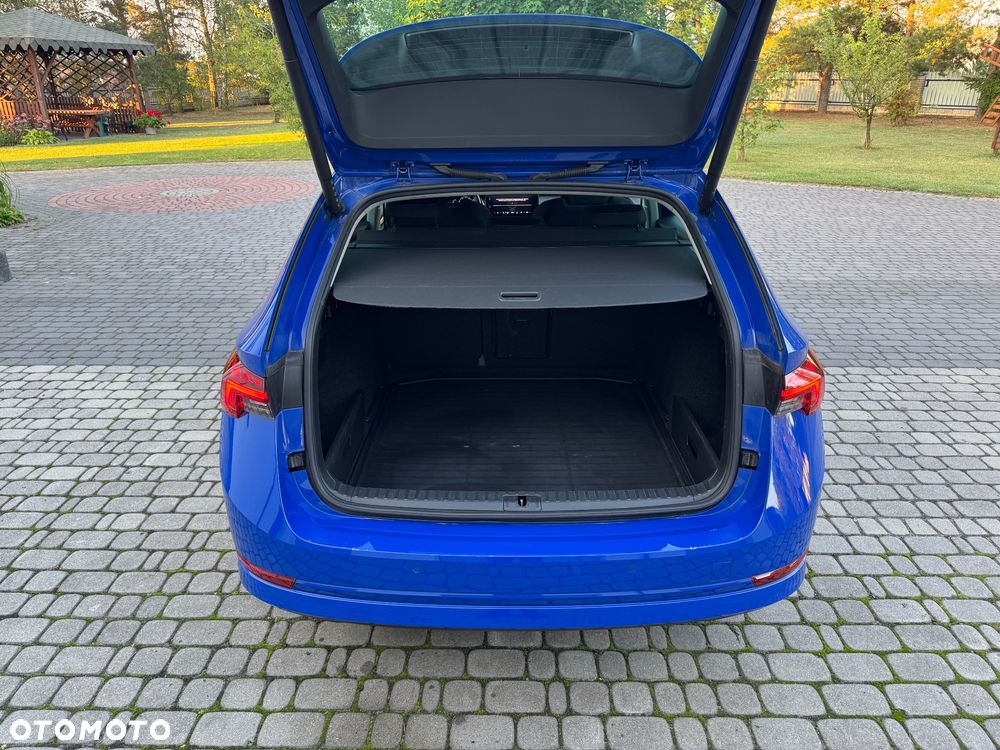 Skoda Octavia 2.0 TDI DSG Style - 11