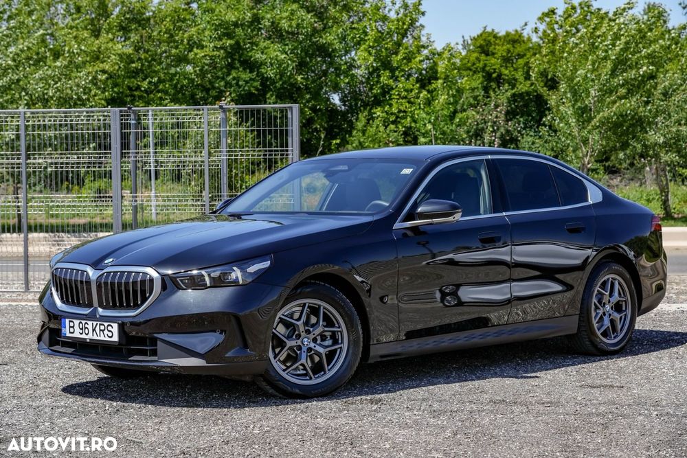 BMW Seria 5 520i AT MHEV - 4