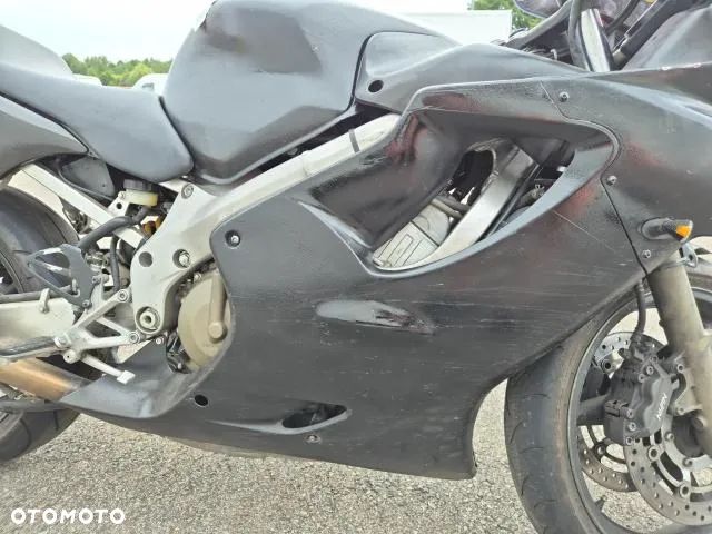 Honda CBR - 8