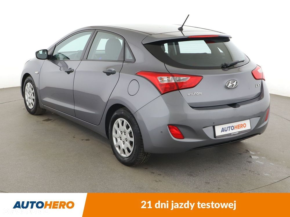 Hyundai i30 1.4 Classic + - 4