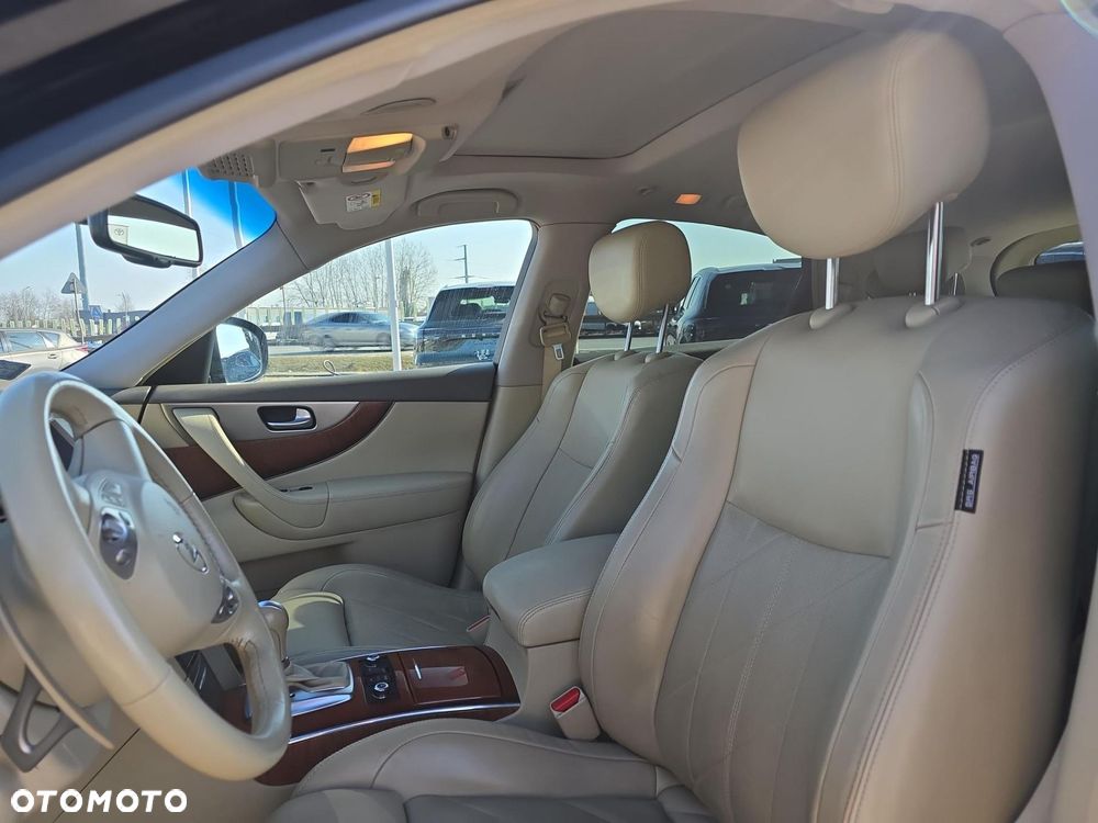 Infiniti QX70 3.7 S EU6 - 20