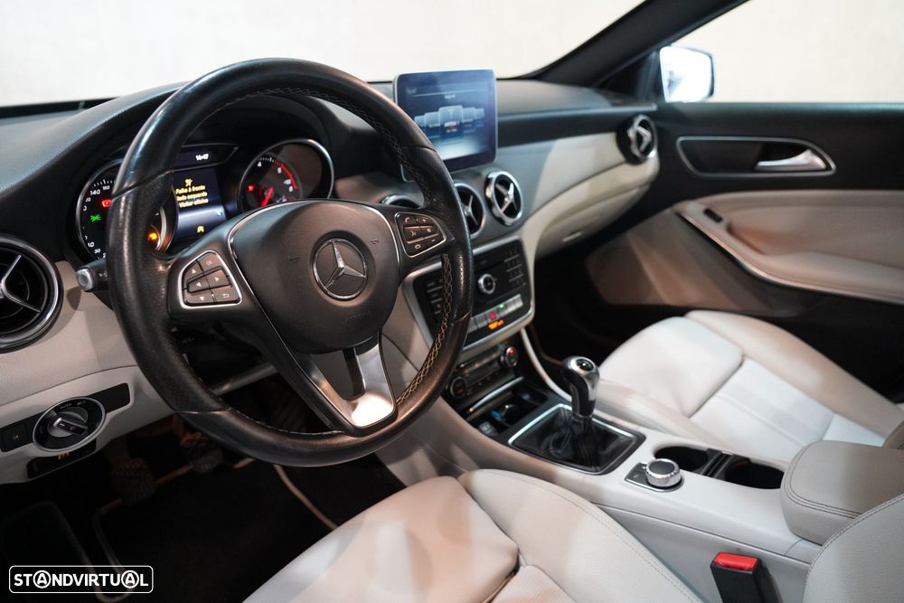 Mercedes-Benz GLA 180 CDi Urban - 7