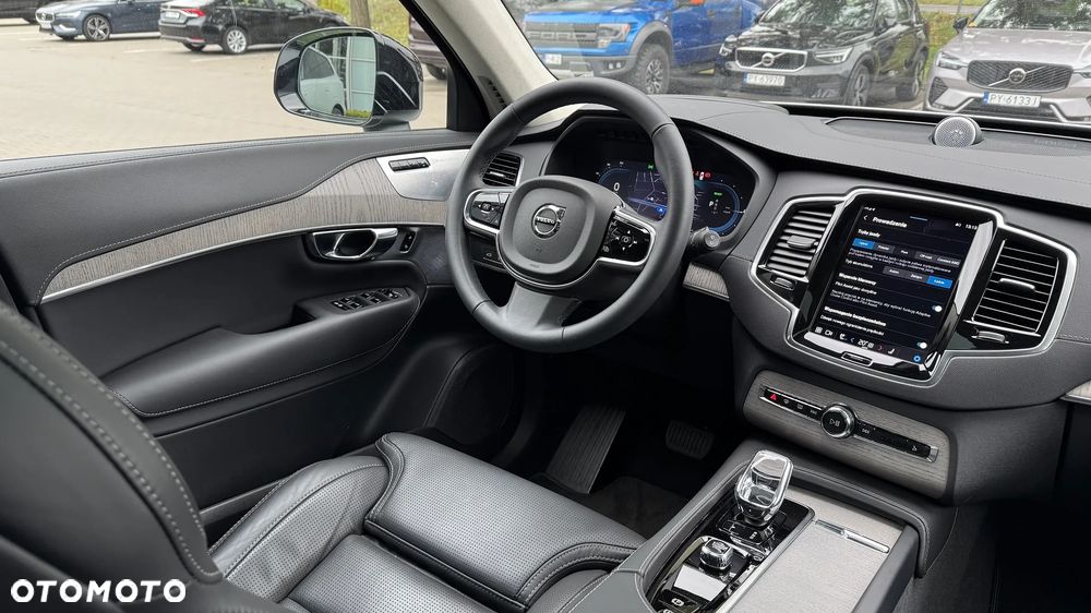 Volvo XC 90 - 17