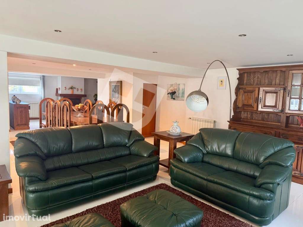 Moradia T4 Isolada c/ Jardim - Patela - S. Bernardo - Grande imagem: 2/46