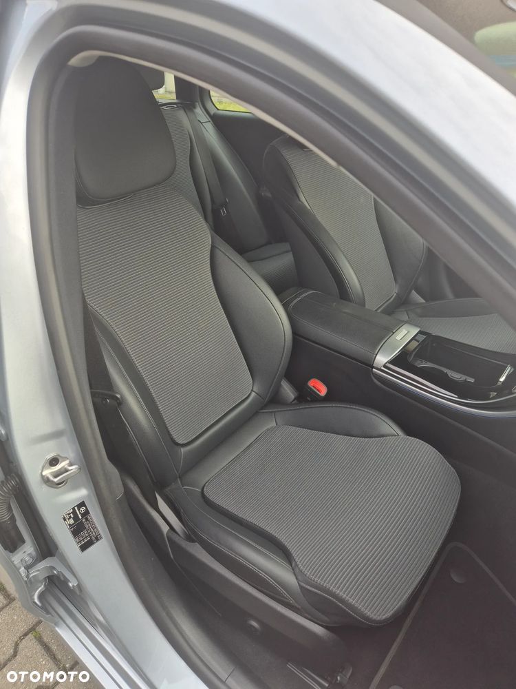 Mercedes-Benz Klasa C 220 d 9G-TRONIC - 19