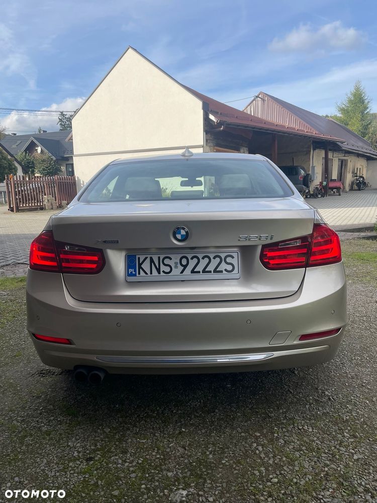 BMW Seria 3 328i xDrive Luxury Line - 5