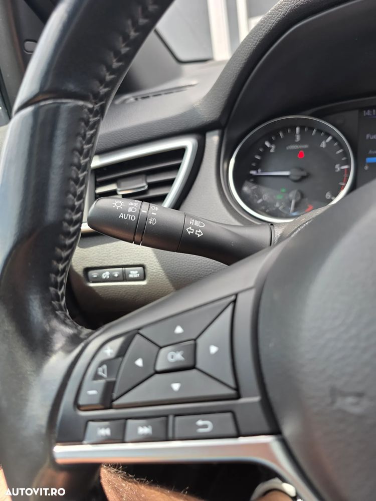 Nissan Qashqai 1.5 DCI DCT TEKNA+ - 17