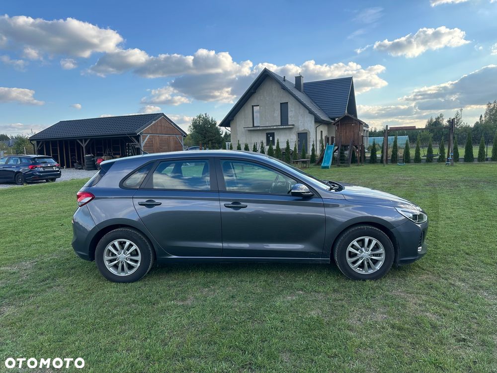 Hyundai i30 1.4 Classic + - 14