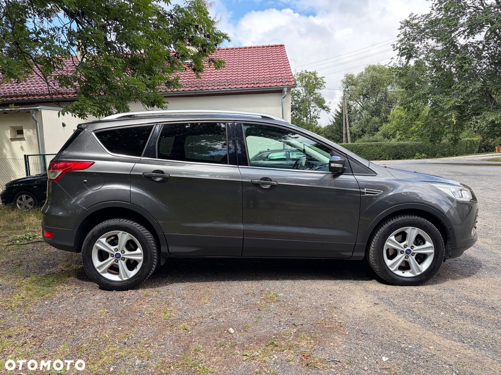 Ford Kuga 2.0 TDCi FWD Titanium - 9