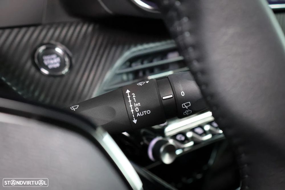 Peugeot 2008 1.2 PureTech Allure Pack - 34