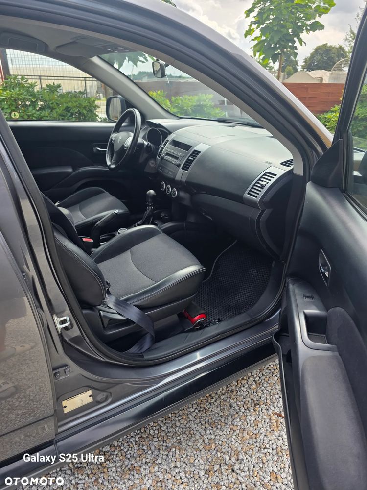 Peugeot 4007 2.2HDi Premium - 10