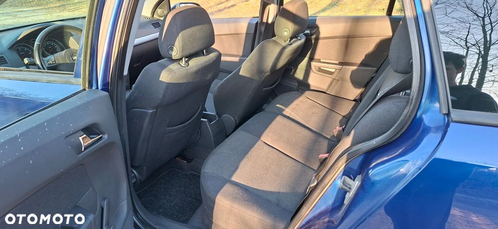 Opel Astra 1.7 CDTI Cosmo - 7