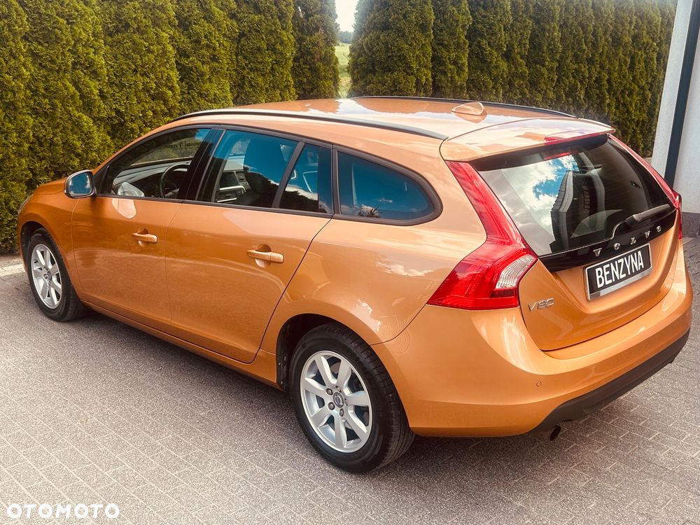 Volvo V60 T3 Edition Pro - 15