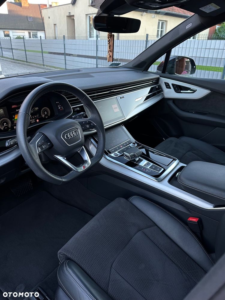 Audi Q7 60 TFSI e Quattro S Line Tiptr - 13