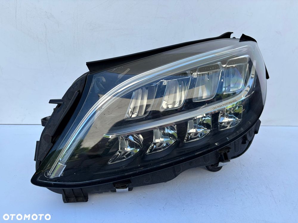 Mercedes C klasa w205 lift lampa przod lewa performance