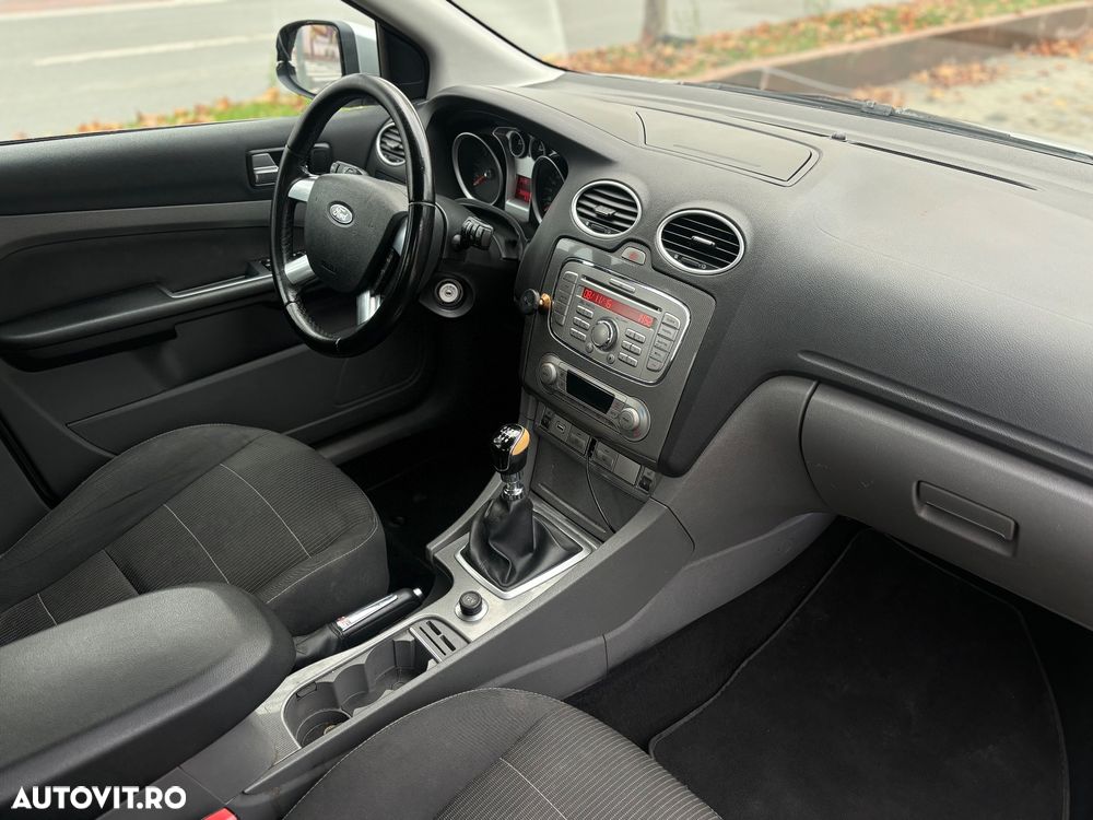 Ford Focus 2.0 TDCi Sport - 12