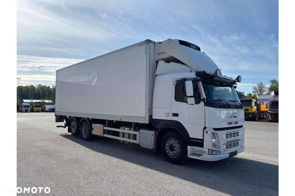 Volvo FM460 6x2 + CARRIER SUPRA 1250 - 4