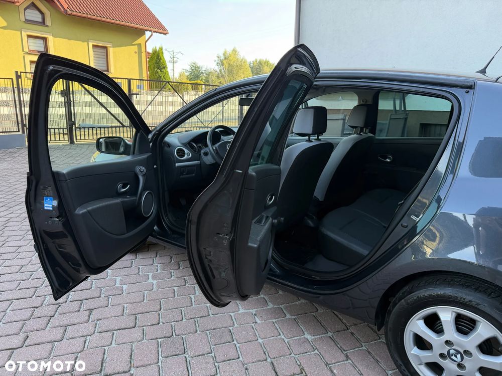 Renault Clio 1.2 16V Ripcurl - 34