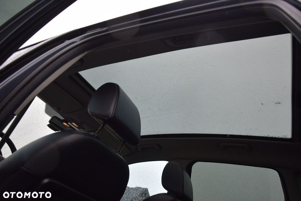 Ford Kuga - 34