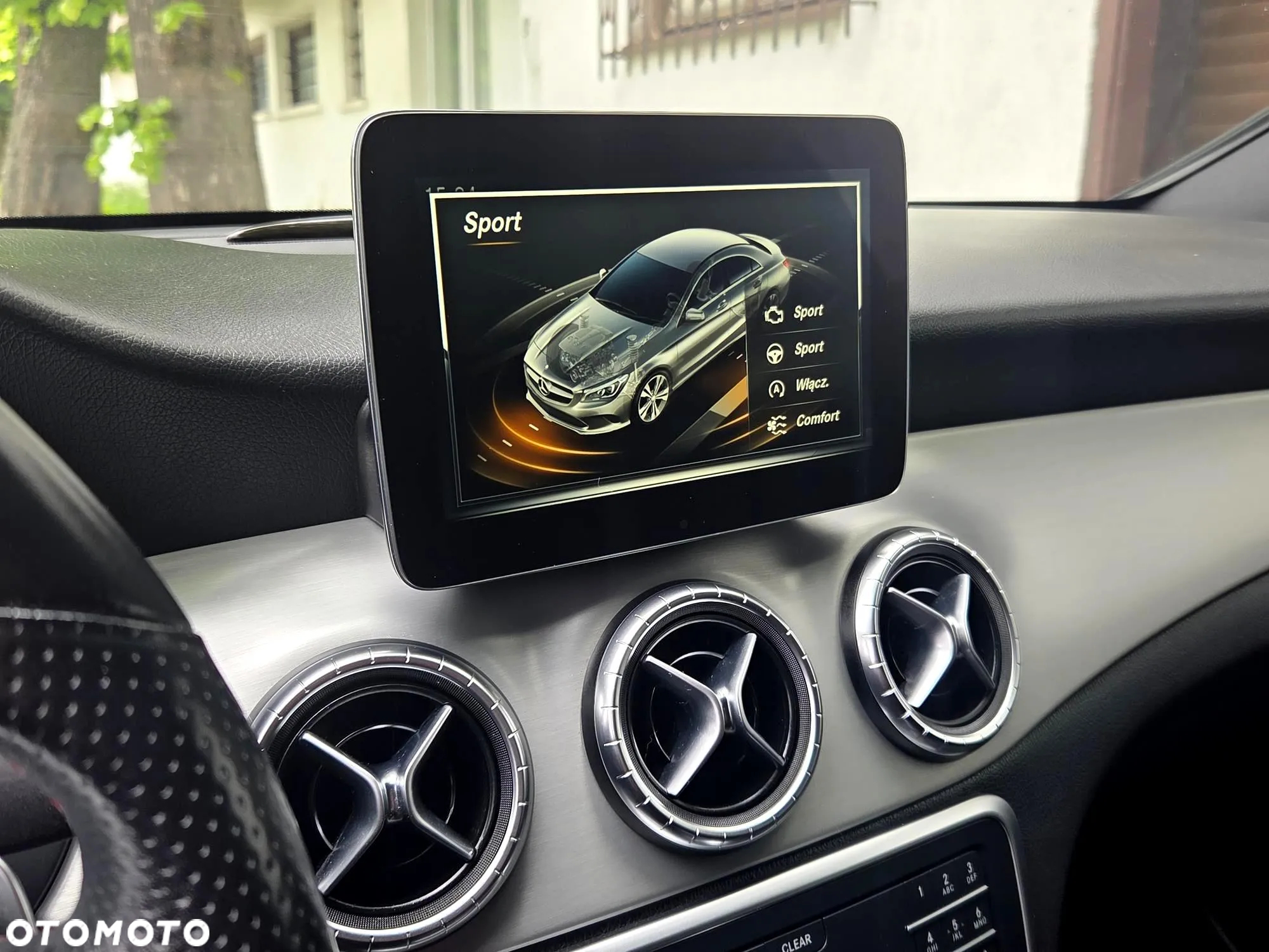 Mercedes-Benz CLA 200 7G-DCT AMG Line - 7