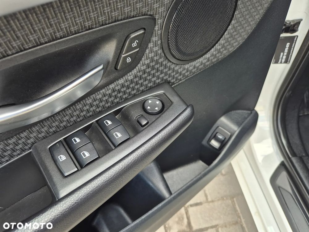BMW Seria 2 218i Advantage - 34