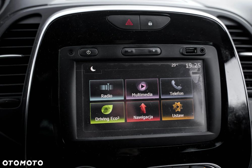 Renault Captur - 31