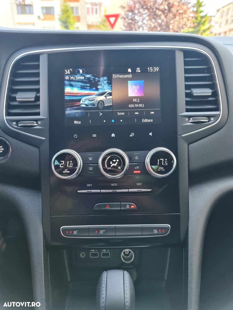 Renault Megane TCe 140 EDC GPF Techno - 12
