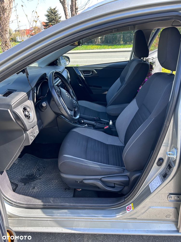 Toyota Auris 1.6 Comfort - 6