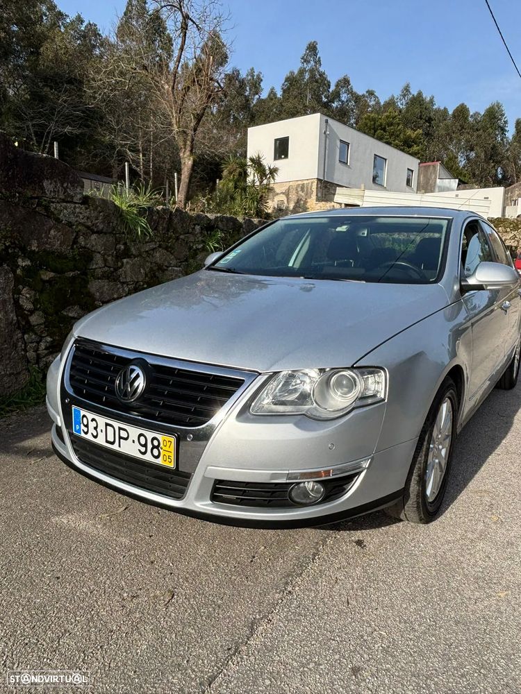 VW Passat 2.0 TDI Confortline - 1