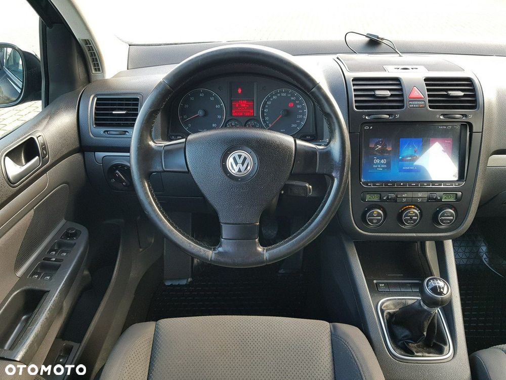 Volkswagen Golf 1.6 Comfortline - 13