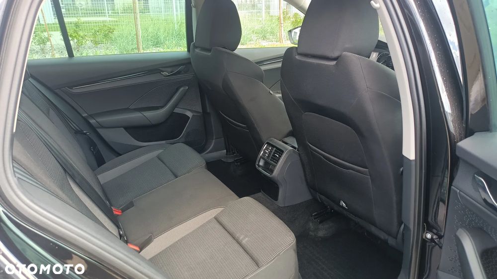 Skoda Octavia 1.5 TSI mHEV Edition 130 Essence DSG - 9